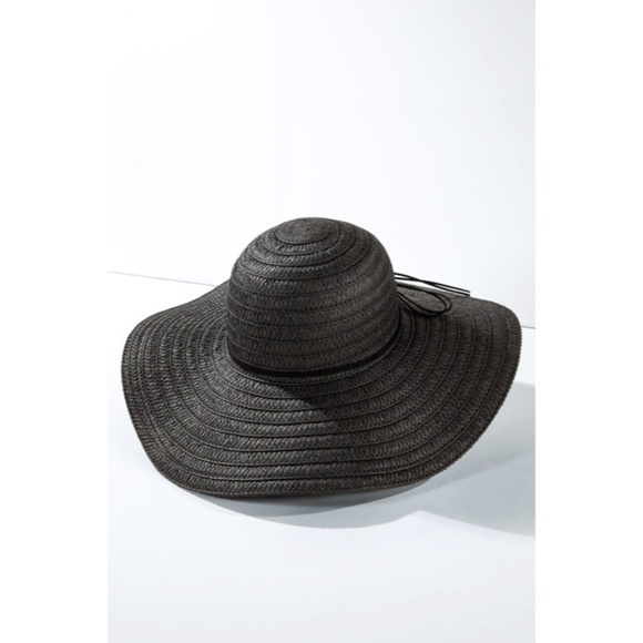 SOLD OUT Black Wide Brim Sun Beach Vacation Woven Floppy Hat - Picture 5 of 5